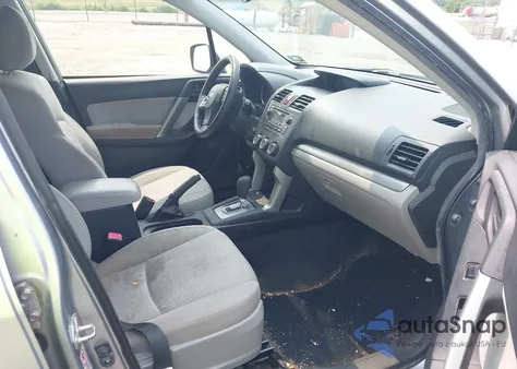 2014 Subaru Forester 2.5I Premium z USA, uszkodzony, nr VIN JF2SJAEC7EH535318